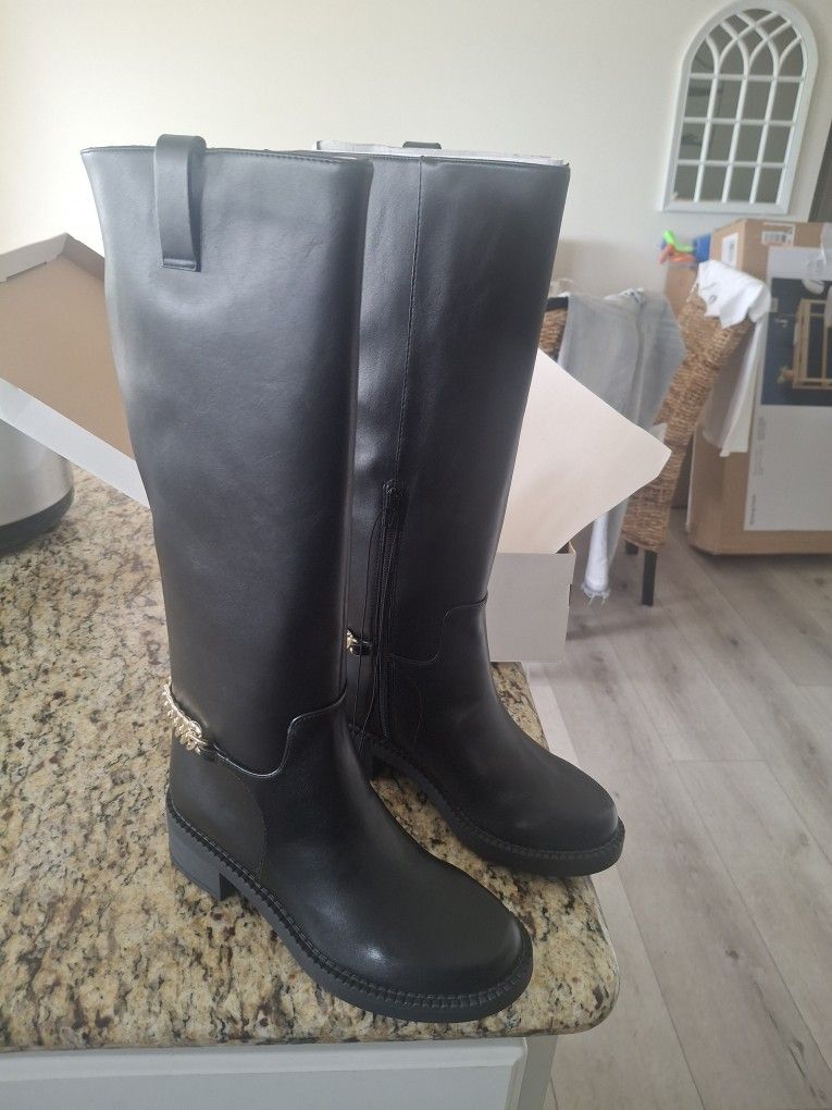 New Boots Size 6,and 8