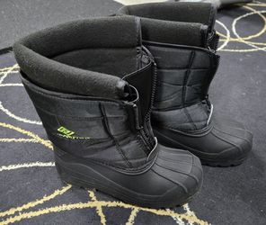 Kids Snow Winter Boots Size 3