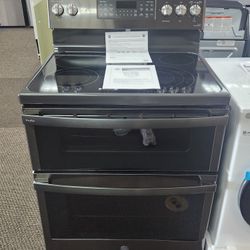 Profile 30 in. 5 Burner Smart Freestanding Double Oven Electric Range in Black Stainless with Convection and Air Fry
