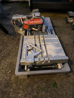 Diamondback 10amp 7in Wet Tile Saw