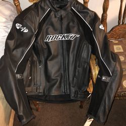 Joe rocket motorcycle jacket size 44 new with tags 250$ obo
