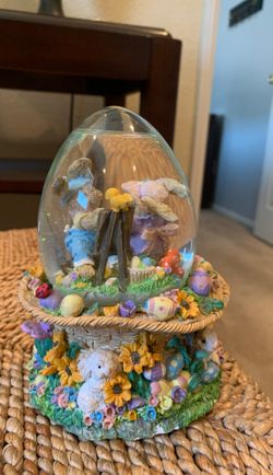 Bunny snow globe
