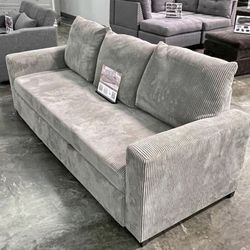 New Sleeper Couch / Free Delivery 