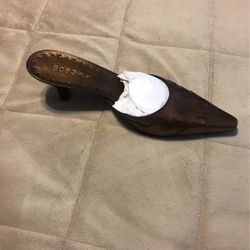 Bcb Girls Copper Tone Shoes Size 7.5