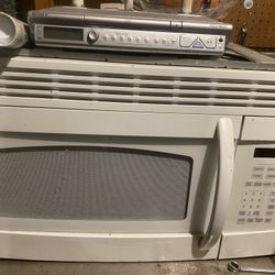 Microwave Oven 