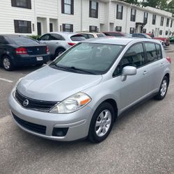 Nissan Versa 2011