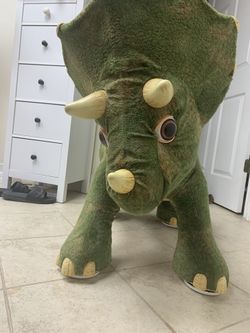 Kota interactive dinosaur