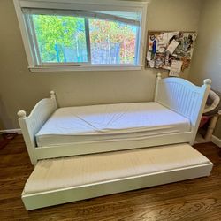 Pottery Barn Twin Bed & Trundle 