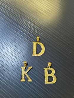 10K INITIALS PENDANT'$‼️READ DESCRIPTION ‼️