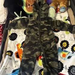 Baby Boy Clothing 0-12 Months