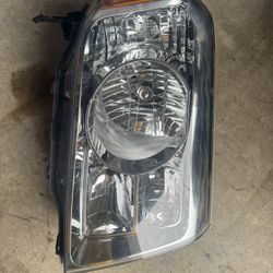 2009-2015 Honda Pilot Headlight