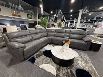 RECLINER SECTIONAL