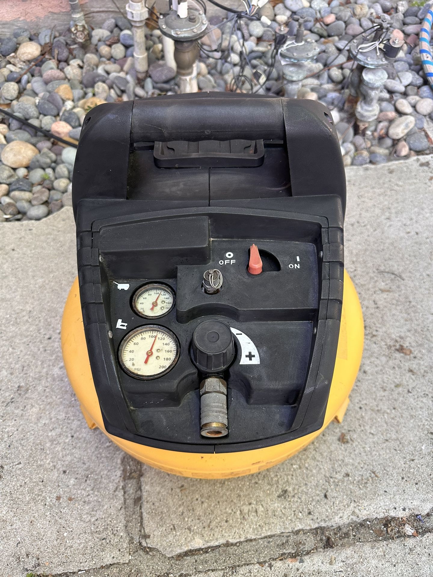 6 Gallon Air Compressor