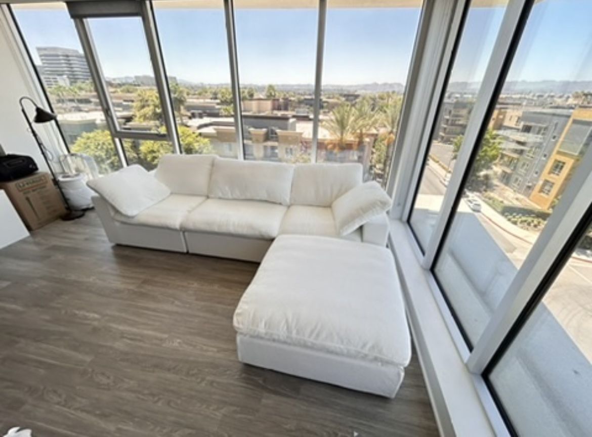 ¡NEW! White Cloud Sectional Couch