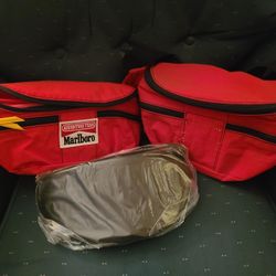 New vintage Marlboro water canteen fanny pack / cross shoulder, hiking camping. Tagged logo or not $25

We have 2 with logo, 2 without logo. All new