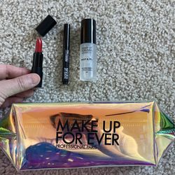 Makeup forever deluxe makeup set