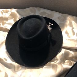 Black Dobbs Brim