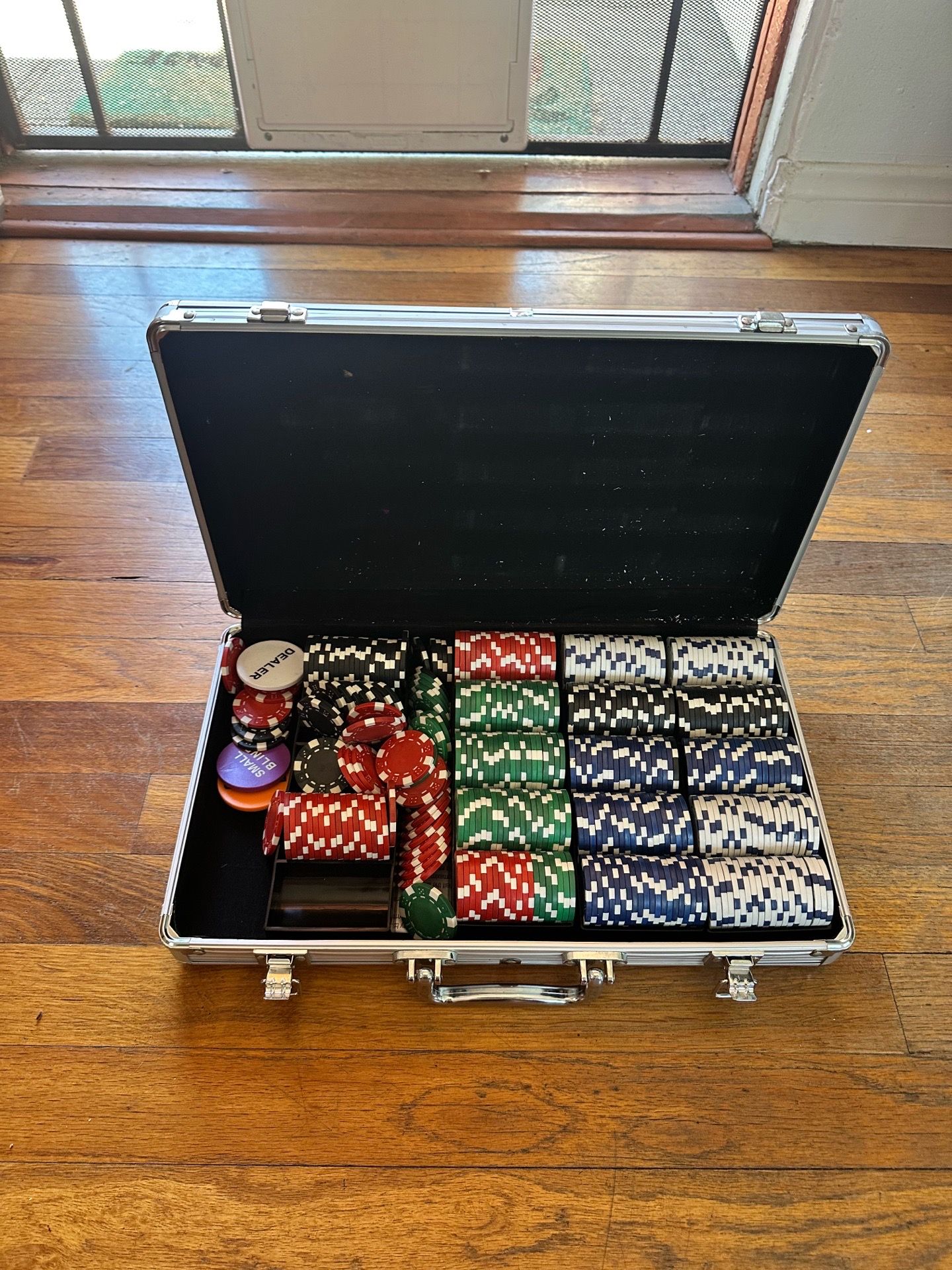 Poker chips
