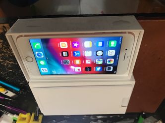 Iphone 7 plus 128gb unlocked to any carrier worldwide $300.00 is firm