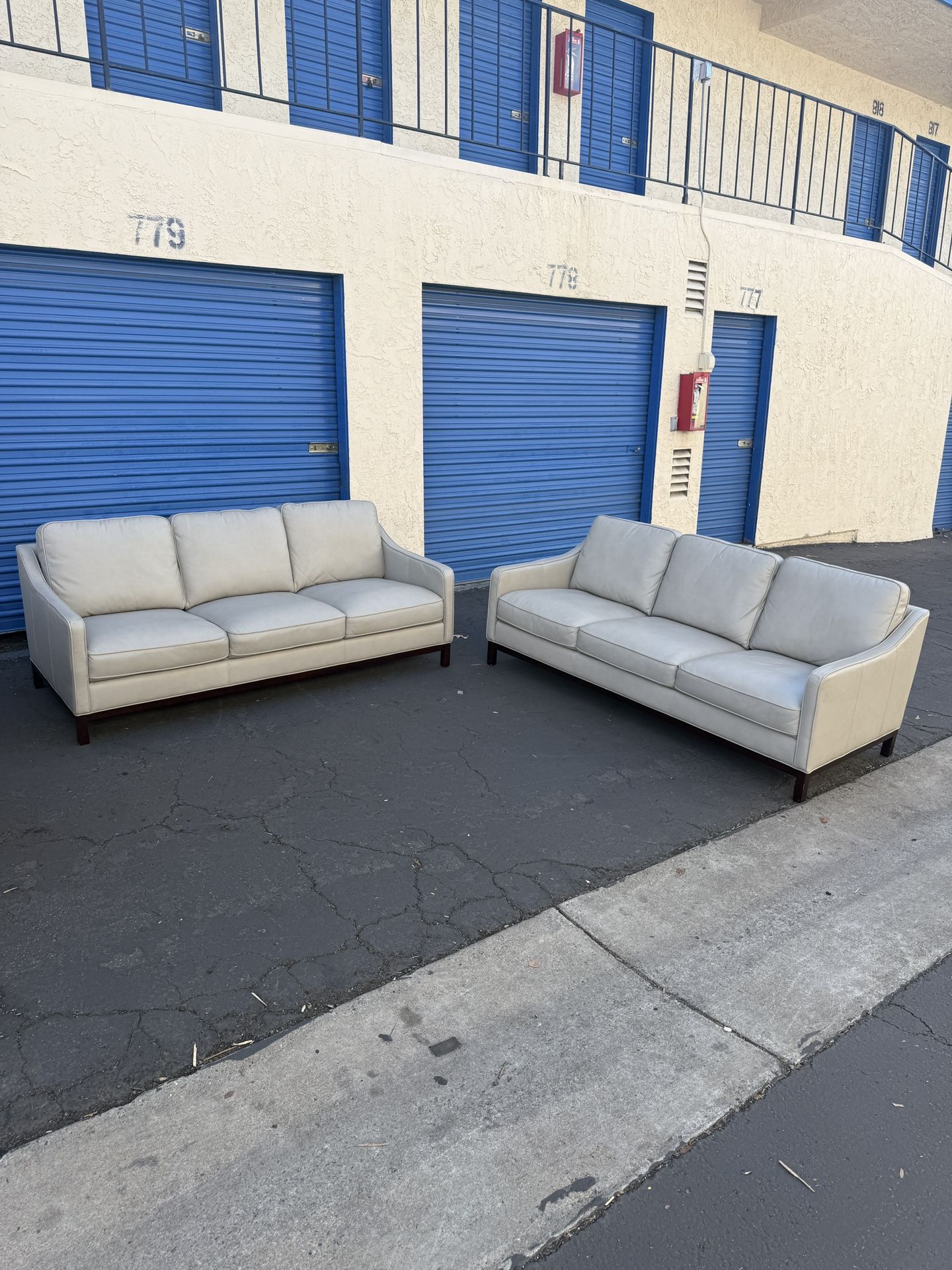 Set of 2 Cream 3-Seat Concise Leather Sofas – Like New!