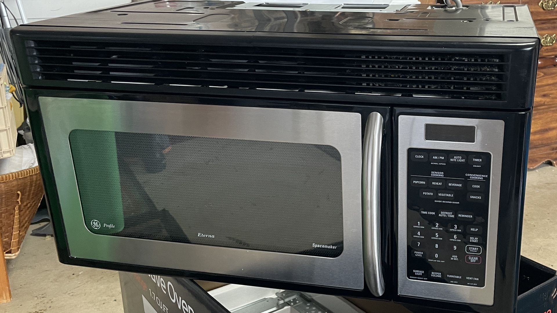 LG Microwave Oven
