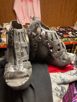 Brand new heals