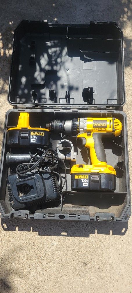 DeWalt Cordless Drill 18 Volt.