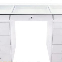White Vanity Dresser With Drawers GREAT CONDITION LIKE NEW / Jewelry Drawer & Mirror With Lights 