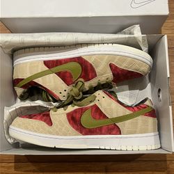 Nike Dunk Low Size 10 Mens Brand New - Nike By You colorway