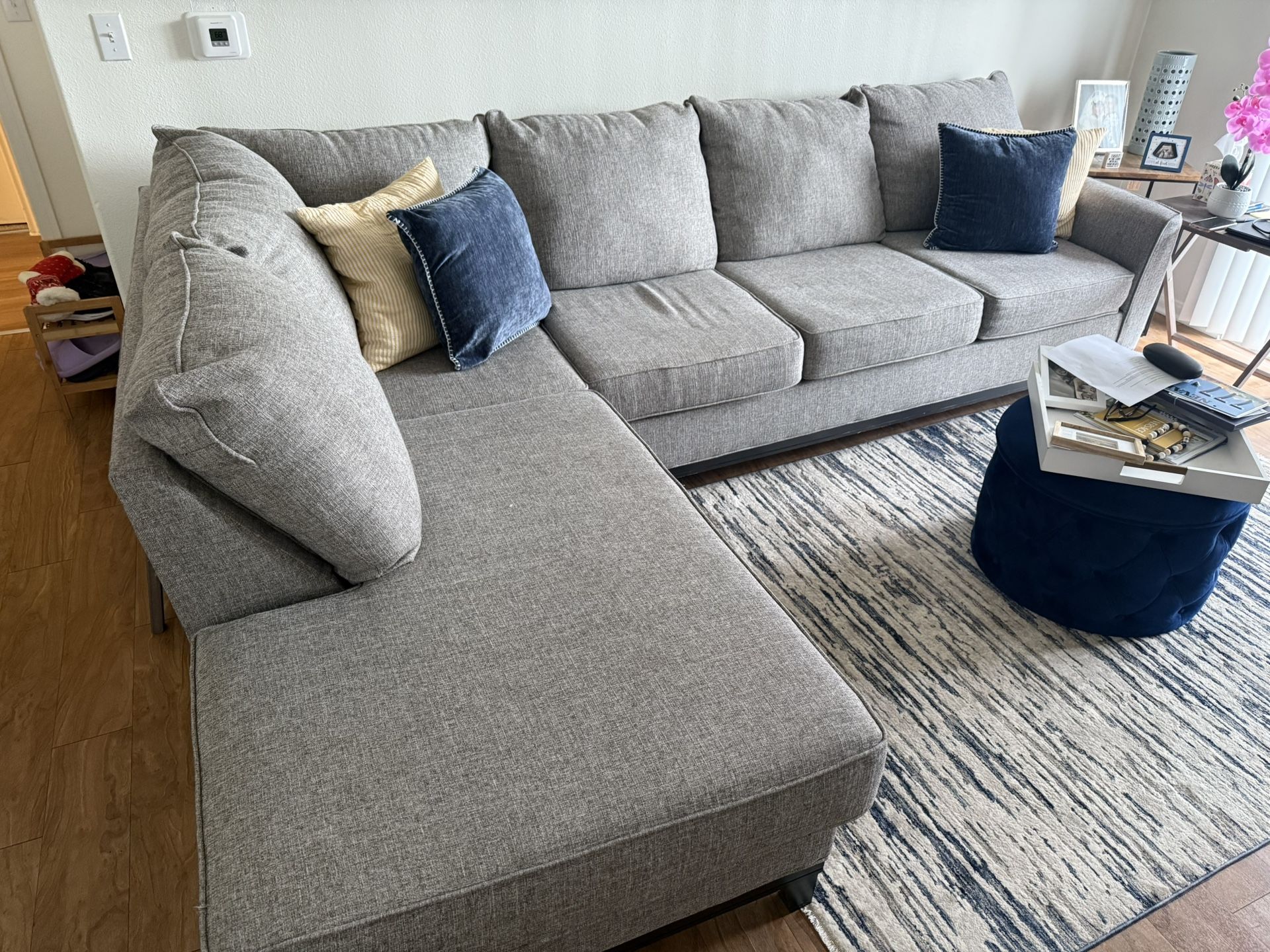 Sectional Sofa