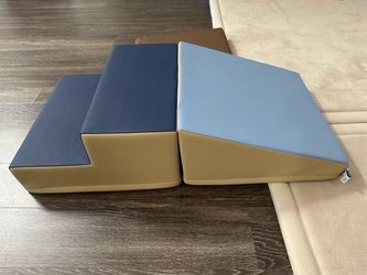 Softzone toddler climbing block