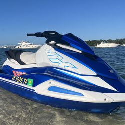 2023 Yamaha VX Jet Ski Only 80 Hours. Title. New Waterproof JBL Sound System, New Battery, New Spark Plugs, Fresh Oil. Ready To Load.,.