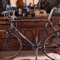 Trek 520 Series Blue