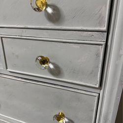Beautiful refurbished large /solid wood dresser