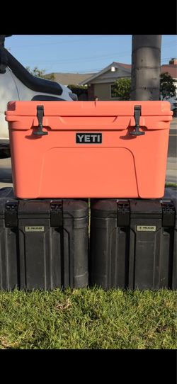 Yeti Tundra 45 Hard Cooler in CORAL Edition