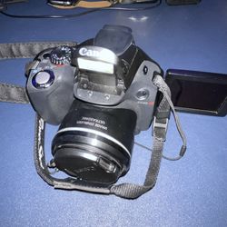 Canon Powershot SX40 HS with Case