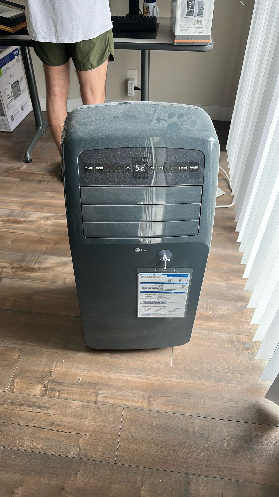 LG AC unit