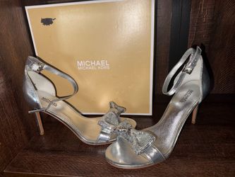 Heels 👠 mk size8