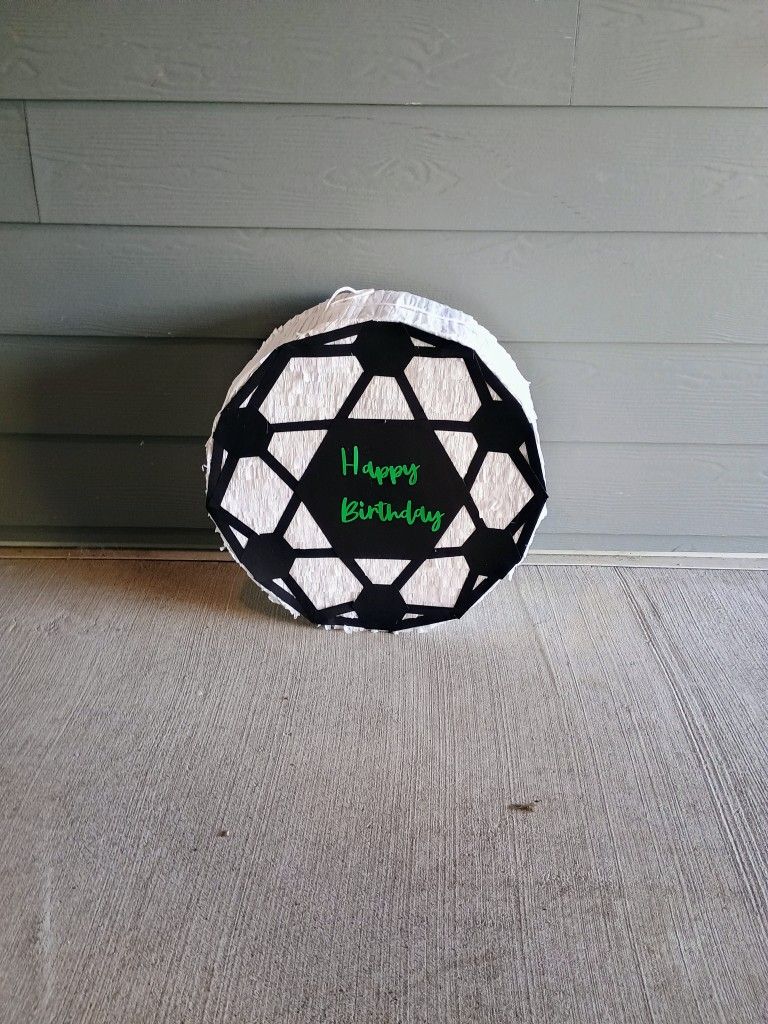 Custom Pinatas 🪅