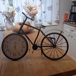 Neat Decorative Pieces