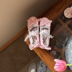 Size 34 Pink Coquette Girl Floral Vintage Heels