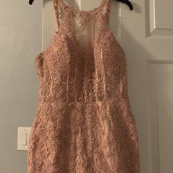 Beautiful Women’s Dress 