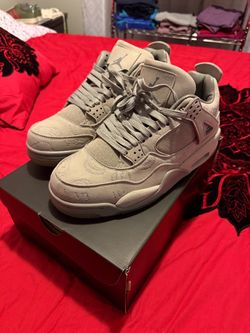 Jordan 4 x Kaws brand new