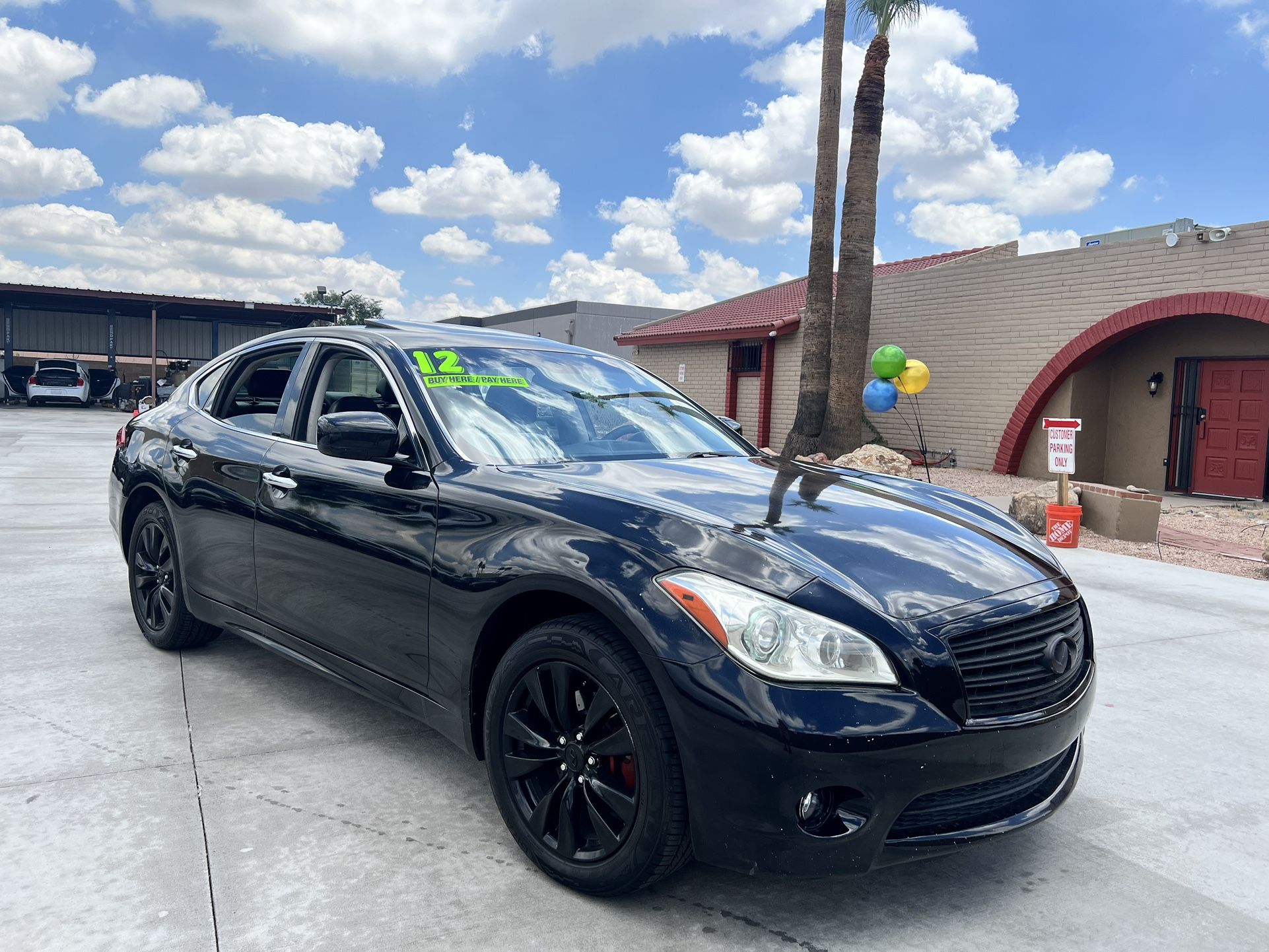 2012 Infiniti M37