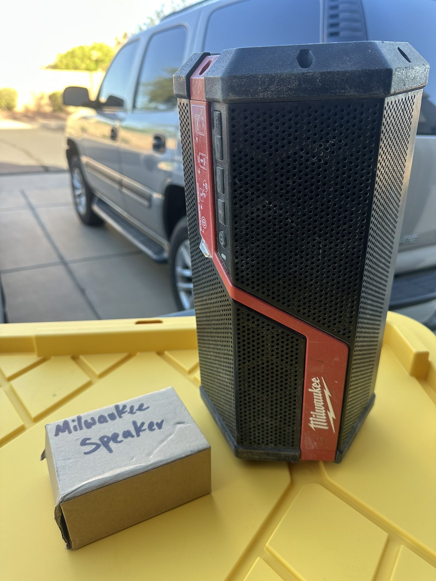 milwaukee speaker