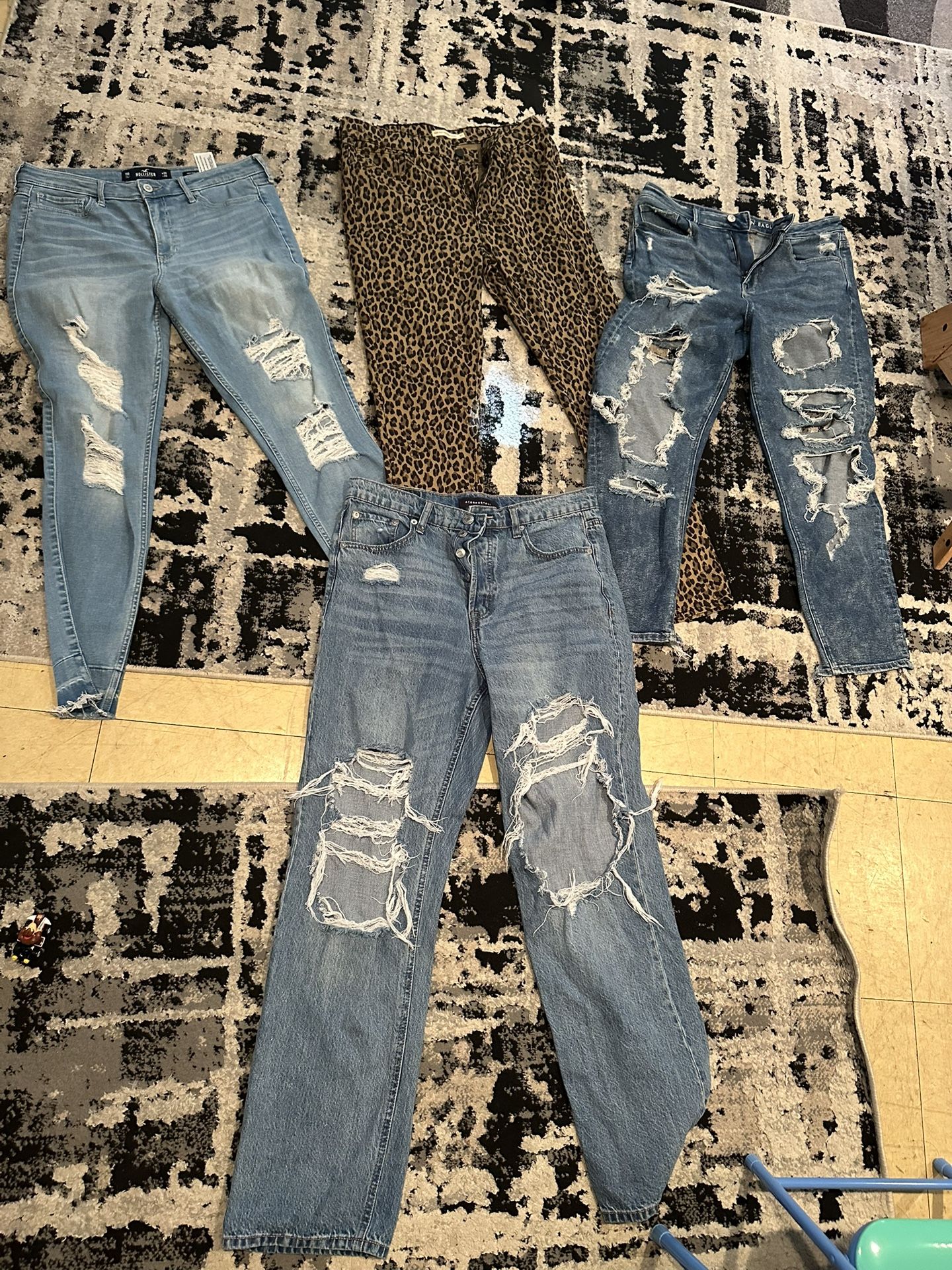 Women’s Jeans Pants Size 11/12