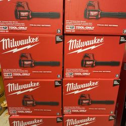 Milwaukee M12 Compact Blower 