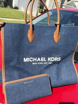 Michael Kors Purse