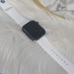 Apple Watch Series 6 - 90 Days Warranty - Best Deal In Town- 90 Days Warranty - Best Deal In Town