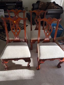 Set of 4 Wooden Dining Chairs
